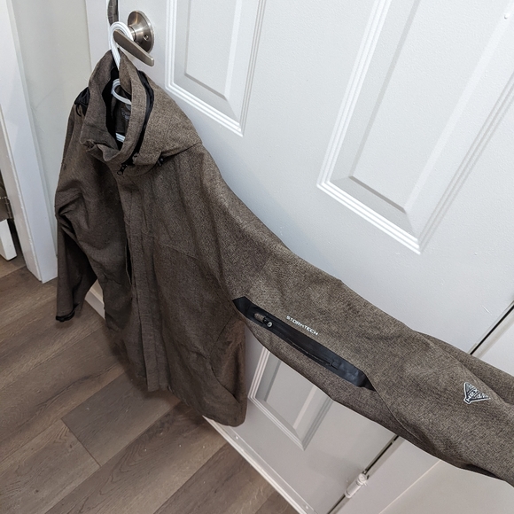 Stormtech Rain Jacket- Brown Size L - Picture 3 of 7